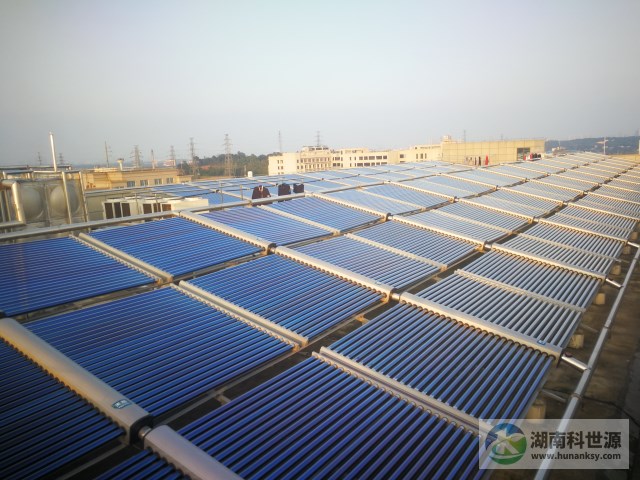 宿舍太陽(yáng)能熱水工程