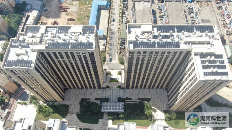 平板太陽(yáng)能熱水系統(tǒng)